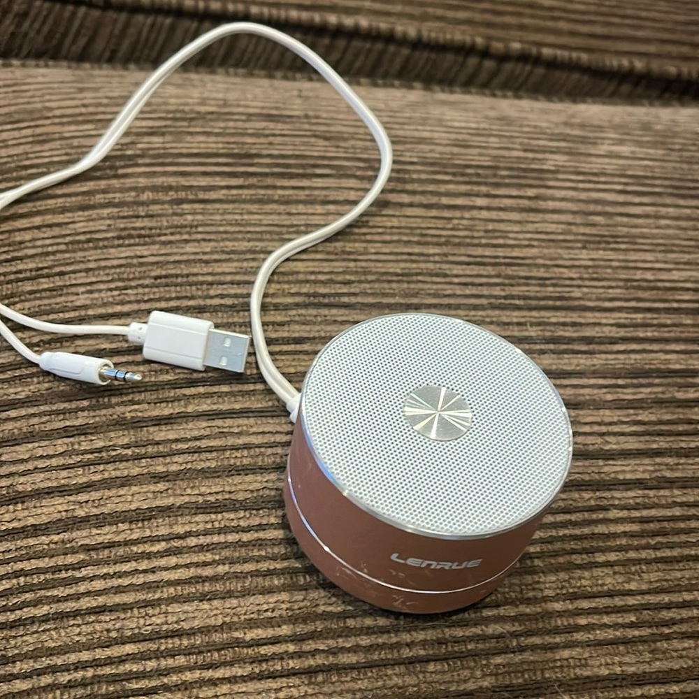 Lenrue Mini Portable Wireless Bluetooth Speaker